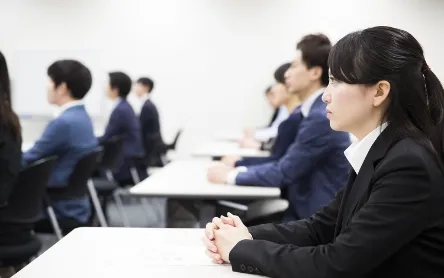 就職に向けた在学中の活動