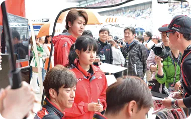 スーパーGTレースメカニック・マネージャー体験