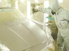 まずはシルバーメタリックに塗装