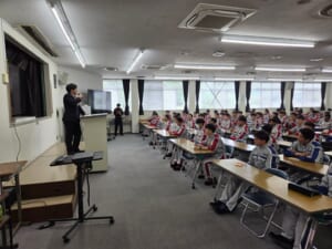 今年度入学の留学生に対して警視庁による講習会を実施しました！